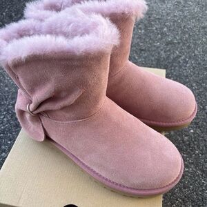 Cozy Pink Suede Women's Boots
